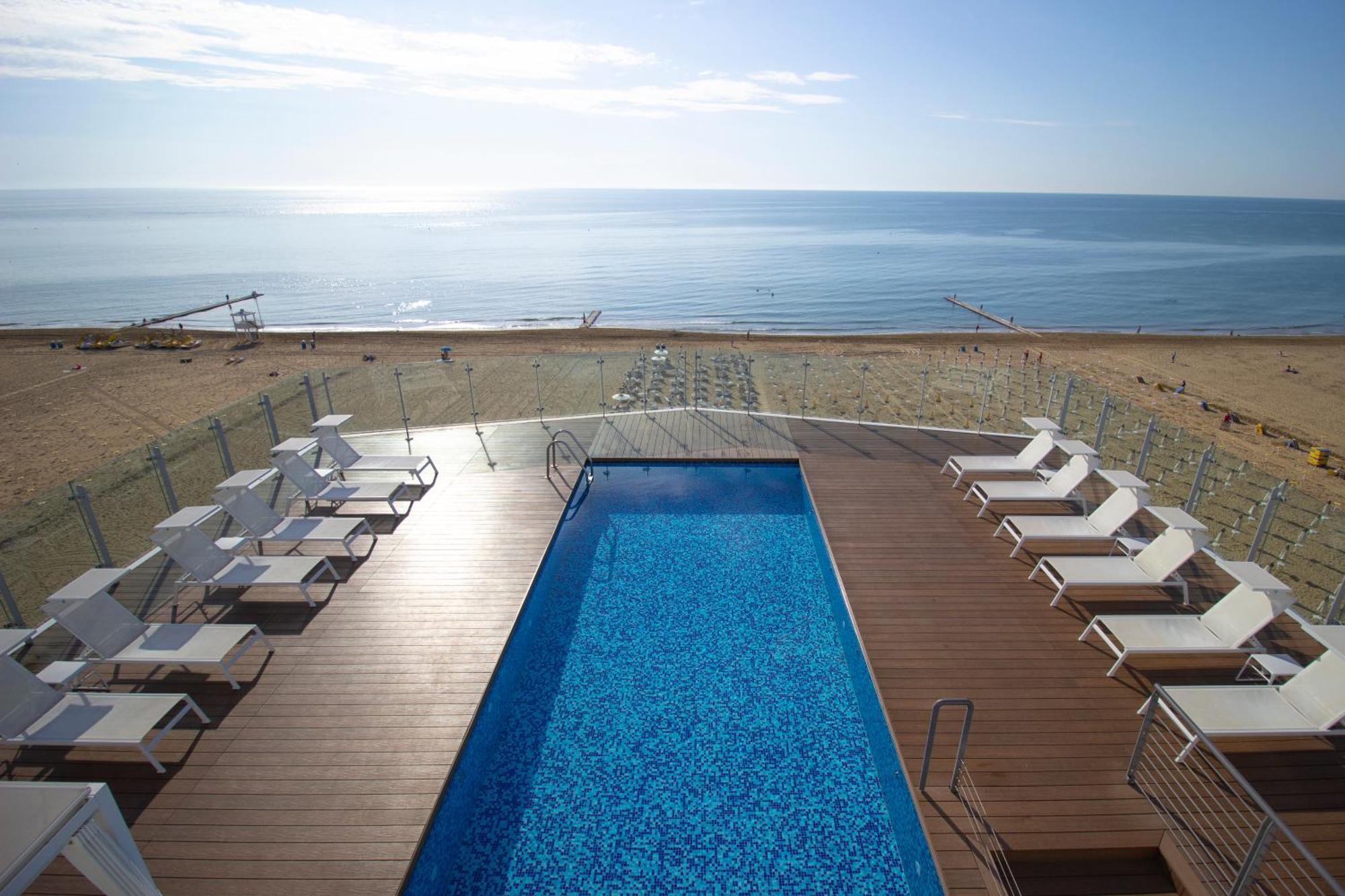Residence Atlantico Lido di Jesolo Bagian luar foto